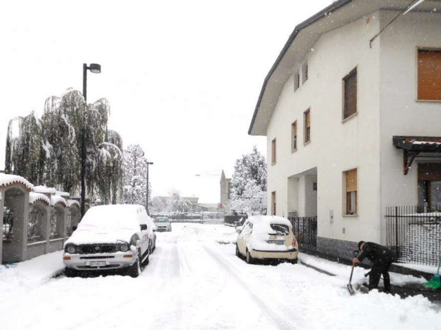 Viaggio nella Brianza sotto la neve immagine