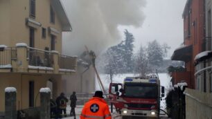 Una villetta bifamiliare in fiamme Due roghi in due giorni a Giussano