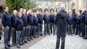 Il coro Idicain largo Rezzara