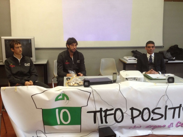 «Io tifo positivo» a VillasantaAlla Fermi con Gianluca Basile