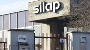 Un presidio permanente alla SilapAltra azienda in crisi a Vimercate
