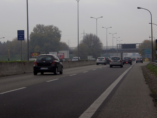 Mobilitazione sulla Milano-MedaPer un uomo andato fuori strada