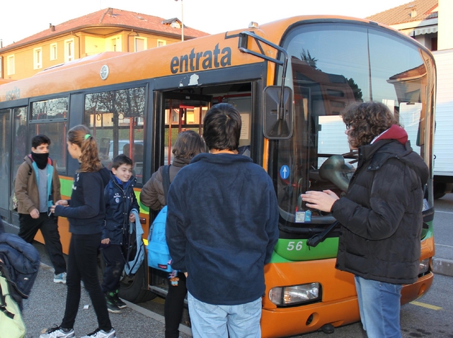 La stangata viaggia in pullmanA Seregno sorpresa per gli utenti