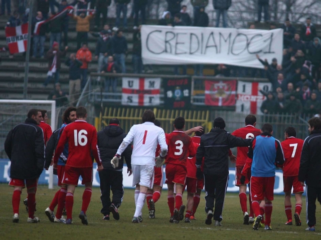 Calcio, cuore di Monza al Brianteo immagine