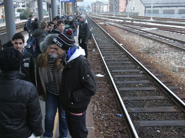 Sciopero dell’Orsa, caos TrenordTreni da incubo e pendolari furiosi