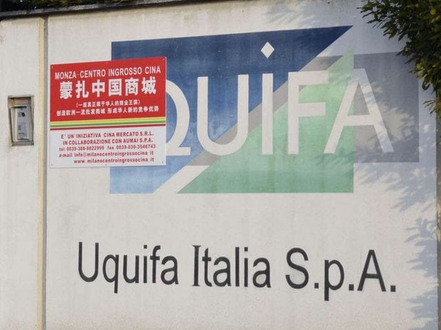 Agrate, il China storesi presenta in cinese