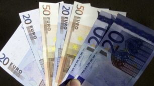 Stipendi quasi fermi da un anno«Persi 577 euro da ogni famiglia»