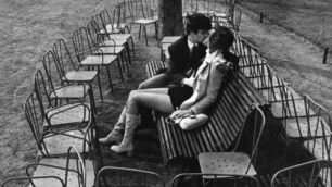 Con tutti i baci di Mario De BiasiLa mostra alla Civica di Monza