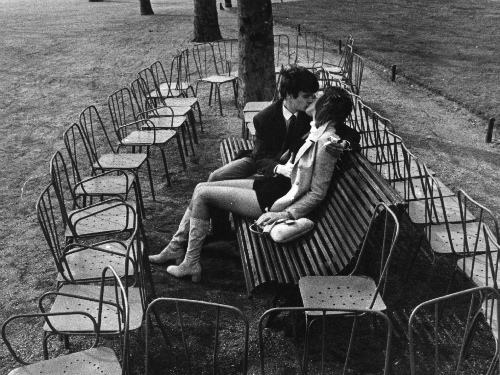 Con tutti i baci di Mario De BiasiLa mostra alla Civica di Monza