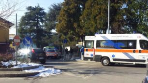 Pedone investito a VeduggioAllarme pericolosità in via Piave