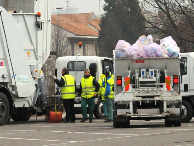 La crisi taglia i rifiuti di SeregnoRaccolte 460 tonnellate in meno