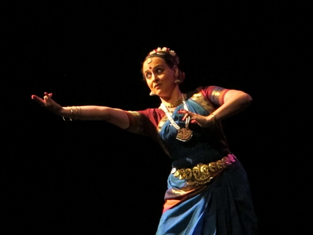 Se il mondo ha il volto dell’IndiaC’è ”Dunia” al teatro Binario 7