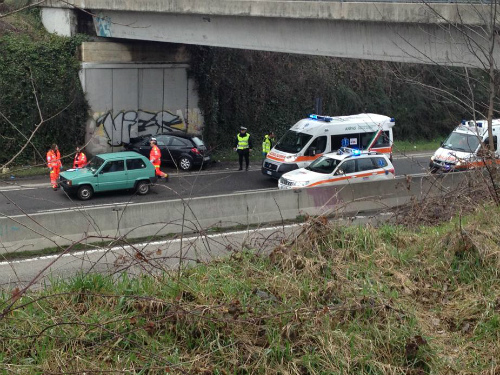 Ancora un incidente sulla sp 60Feriti in scontro tra auto e moto