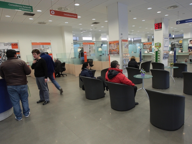 Banca aperta nelle ore del pranzoAd Arcore il primo esperimento