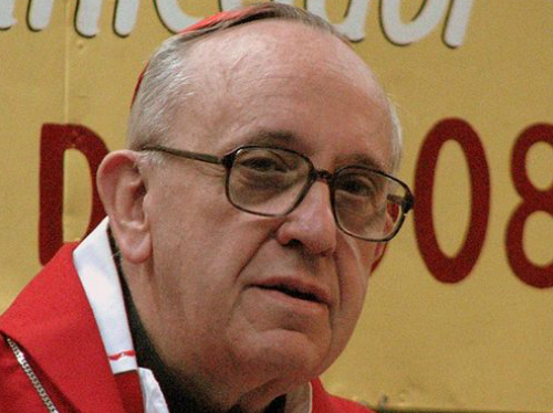 Il ritratto di Papa FrancescoOdia il lusso, viaggia in metro