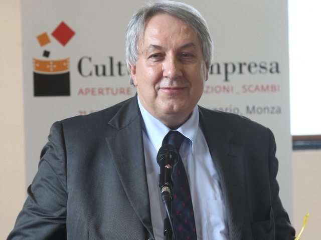 Giovani laureati lombardiSenza lavoro sette su cento