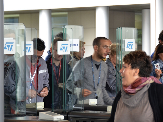 StMicroelectronics-EricssonJoint venture a fine corsa