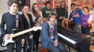 Muggiò, lezioni di musica a scuolaIn cattedra c’è Marco Ferradini