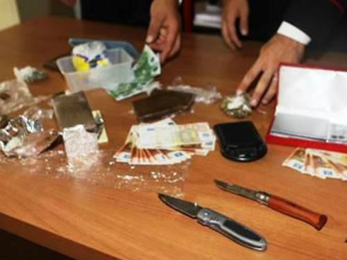 Vimercatese, carabinieri in azioneDoppio colpo allo spaccio di droga