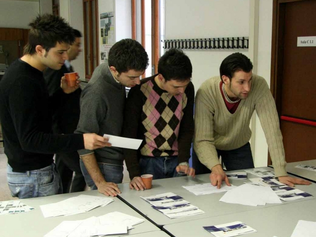 D'estate, al lavoro, opportunità per gli studenti