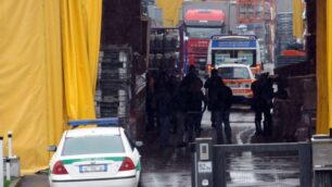 Carate, operaio grave in ospedalePrecipita dal tetto dell’ex Ranger