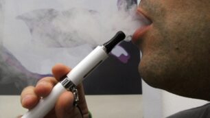 Scuola, e-cig vietata all’EinsteinNo sigarette elettroniche in aula