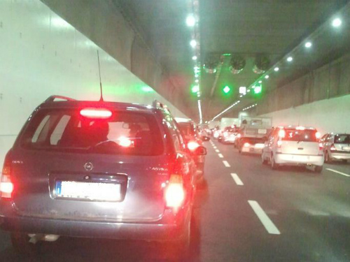 Monza, il nuovo viale Lombardia«In coda, ma senza l’autoradio»