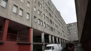 Lissone, traslochi alle case AlerI ladri portano via ferro e infissi