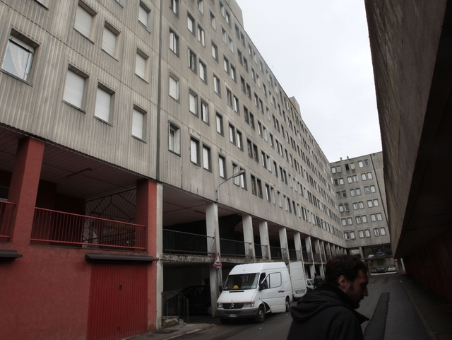 Lissone, traslochi alle case AlerI ladri portano via ferro e infissi