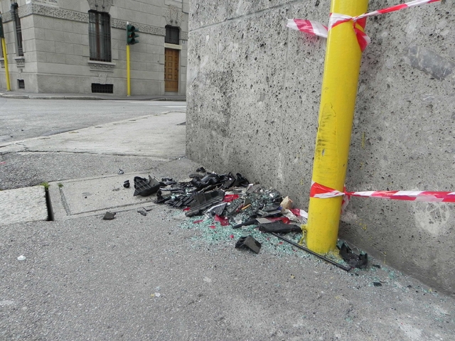 Si scontrano in centro a LissoneUn’Alfa sperona una Fiat Punto