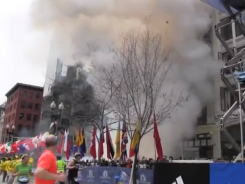 Bombe alla maratona di BostonErano pentole piene di chiodi