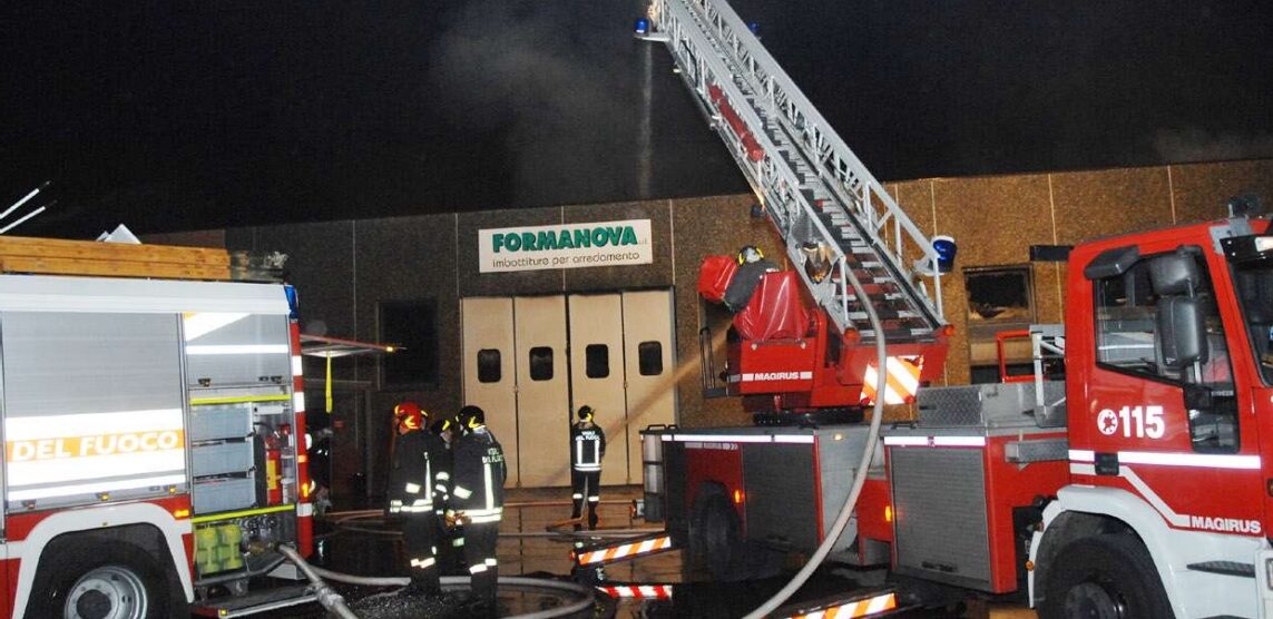 Incendio alla FormanovaDipendenti restano in cassa