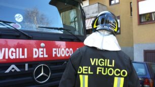 Concorezzo, vigili del fuoco e 118per un incendio in via Monte Rosa