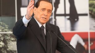 Cena e canzoni per BerlusconiAl Gernetto attacco a Ballarò