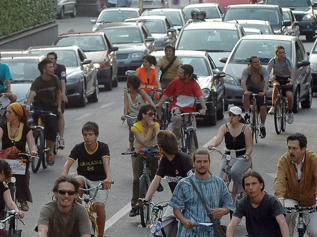 Più attenzione a chi viaggia in biciSabato Critical mass a Cesano