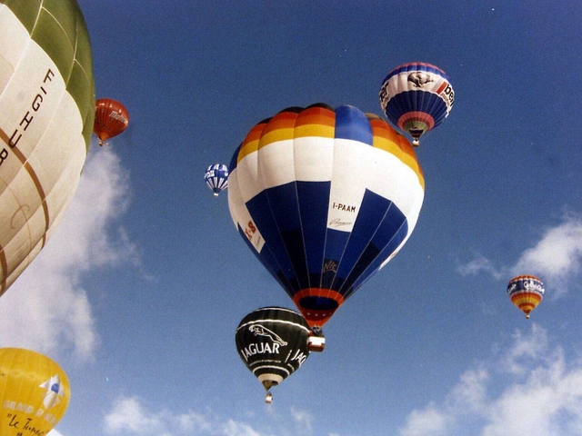 Brugherio: festa delle mongolfiere