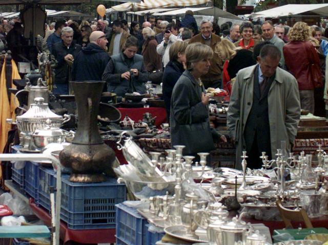 Il Primo Maggioantiquariato in piazza Libertà