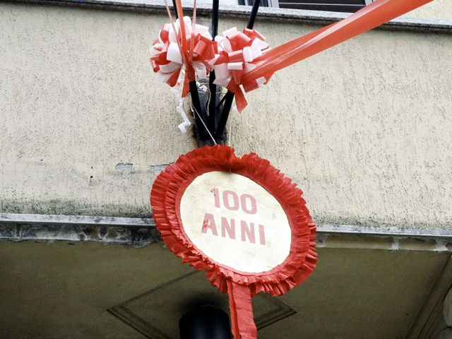 Fratelli Cervi, 100 anni di scuolaFesta con generazioni di alunni