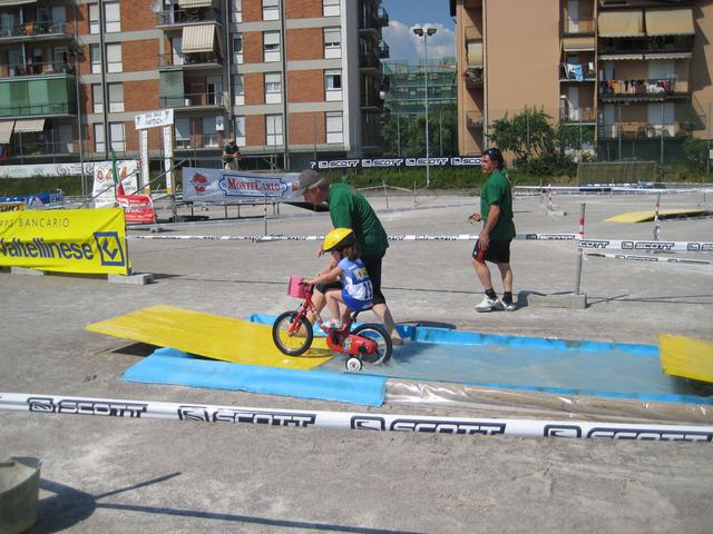 All’Oratorio San Tomasoin gara 145 piccoli ciclisti