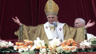 Monza, detenuti falegnamiin udienza da Benedetto XVI