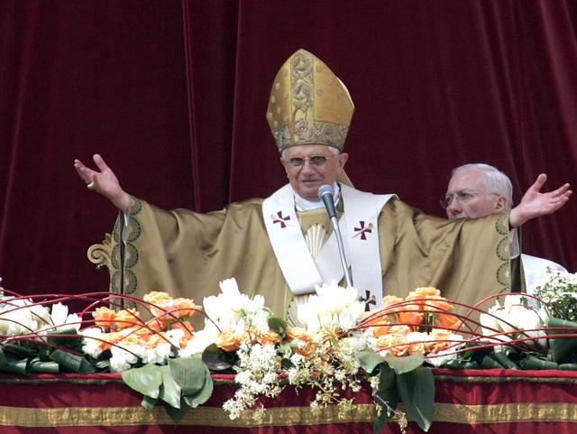 Monza, detenuti falegnamiin udienza da Benedetto XVI