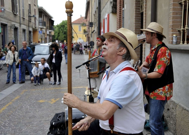 Torna l'Arcore street festivalUna giornata da busker in centro