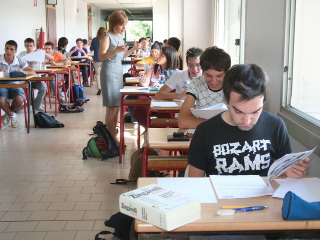 Seregno: alle scuole superioripiù "sospesi" e meno promossi