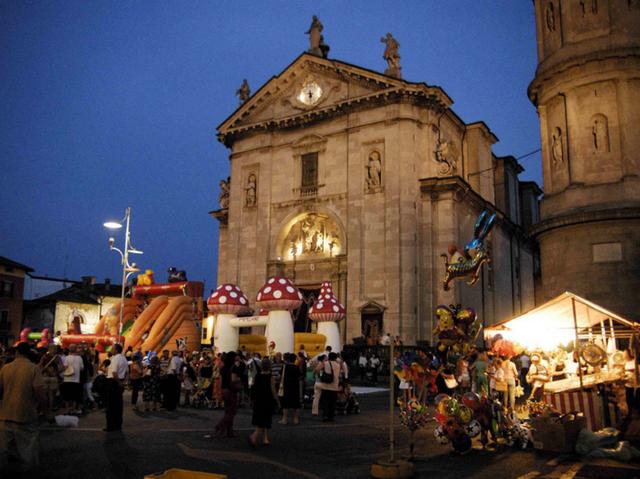 Urgnano, notte biancacon fuochi d’artificio