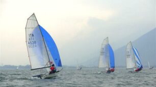 Domenica traversatalago d’Iseo a nuoto