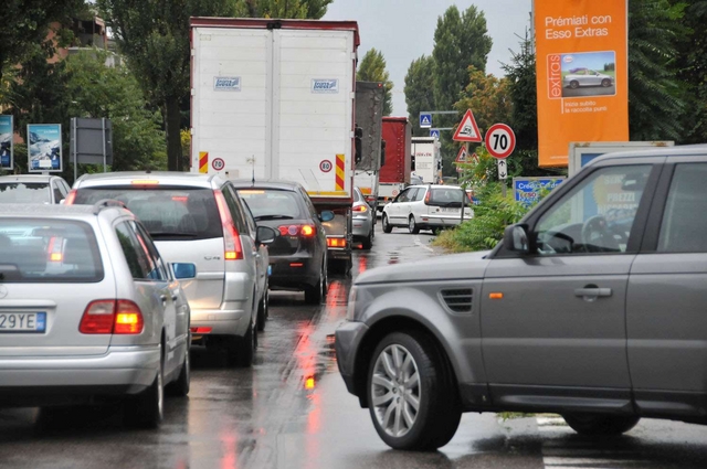 Villasanta-Arcore, lavori in corsoIl traffico auto è vicino al collasso