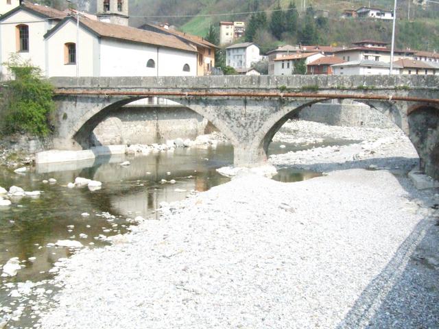 Il ponte divieneun’opera d’arte