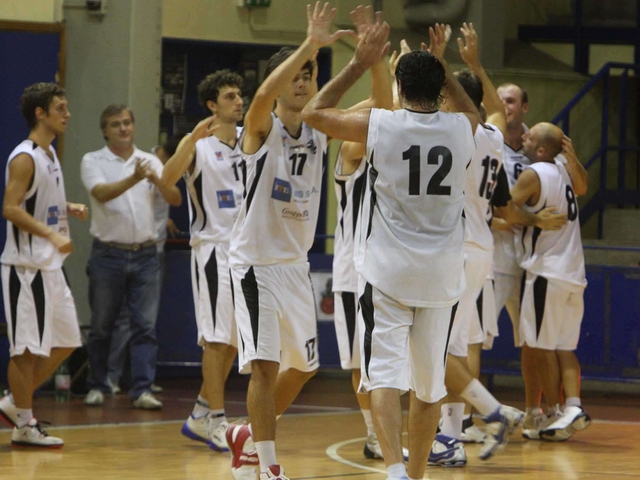 Basket, la Forti parte col bottoContro Corno vince e convince