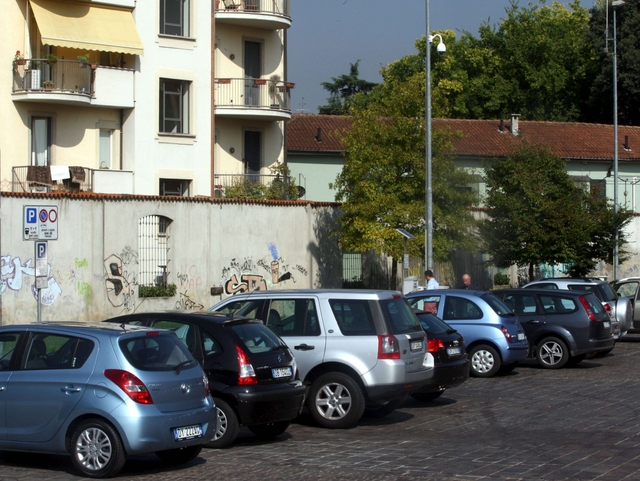 Monza, parchimetri poco evolutiE la sosta diventa un salasso