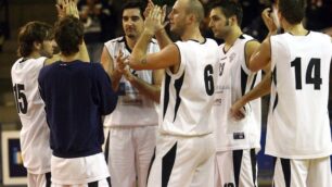 Basket, la Forti fa una magiaE anche Rovereto è battuta